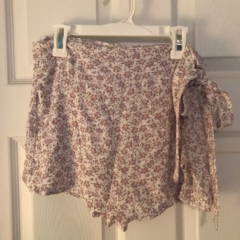 Altar’d State skort size small